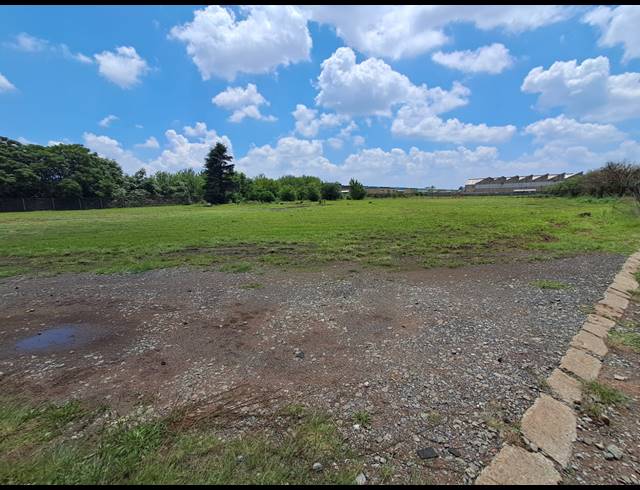 30,000M² INDUSTRIAL YARD TO LET IN DUNCANVILLE